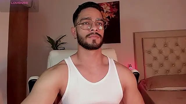 Snapshot of Josseph1_ chatting on 10.24.25 Josseph1 online show from 10.24.25