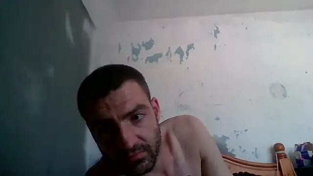 ThatGuyNextDoor1992 online show from 09.28.25