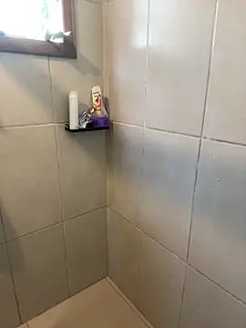 Snapshot of AliceStone19 chatting on 11.21.25 AliceStone19 online show from 11.21.25