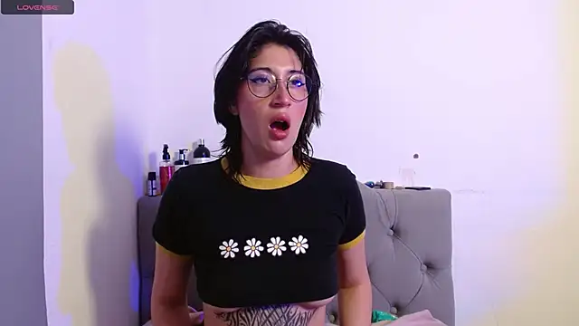 Red-moon1 online show from 03.08.25