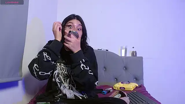 Red-moon1 online show from 09.23.25