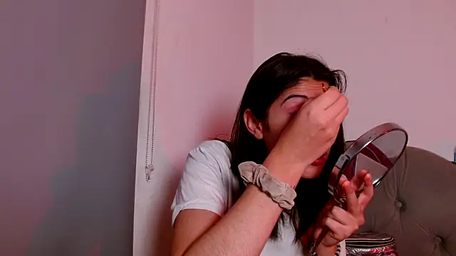 Red-moon1 online show from 12.03.25