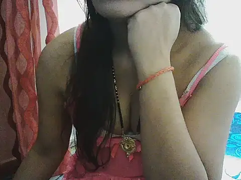 Snapshot of RukminiNew chatting on 02.20.25 RukminiNew online show from 02.20.25