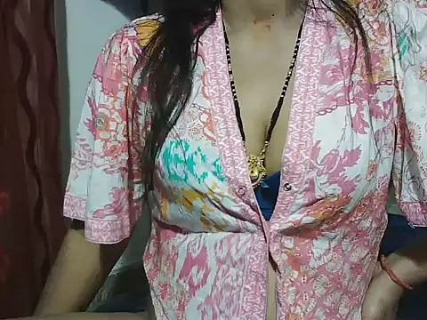 Snapshot of RukminiNew chatting on 02.26.25 RukminiNew online show from 02.26.25