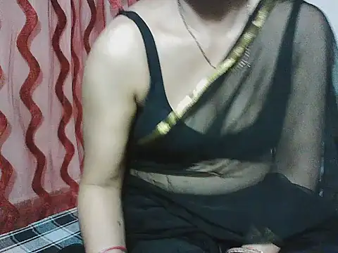 Snapshot of RukminiNew chatting on 02.28.25 RukminiNew online show from 02.28.25