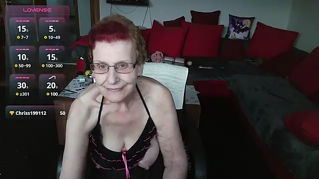 HeisseomaOriginal online show from 01.27.25