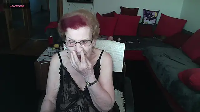 HeisseomaOriginal online show from 02.03.25