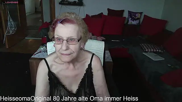 HeisseomaOriginal online show from 03.11.25