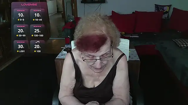 HeisseomaOriginal online show from 02.10.26