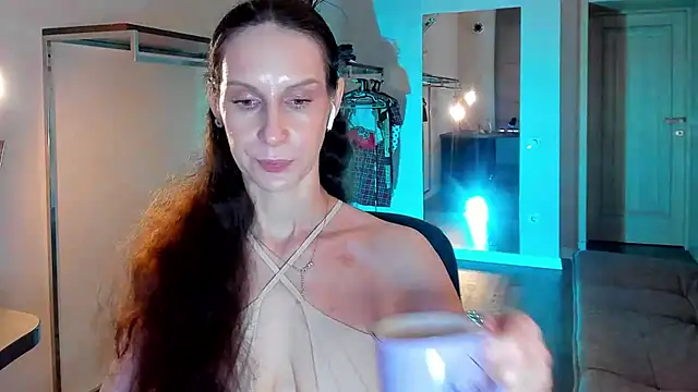 Mila Anders online show from 03.31.26