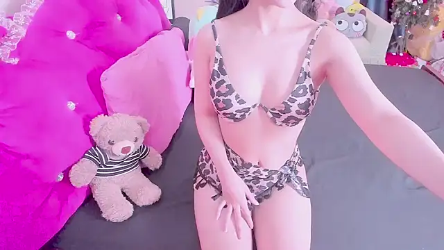 Snapshot of _BABBE_Hii chatting on 03.17.25 BABBE Hii online show from 03.17.25