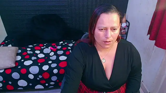 Snapshot of Diana_Lozano chatting on 01.25.25 Diana Lozano online show from 01.25.25