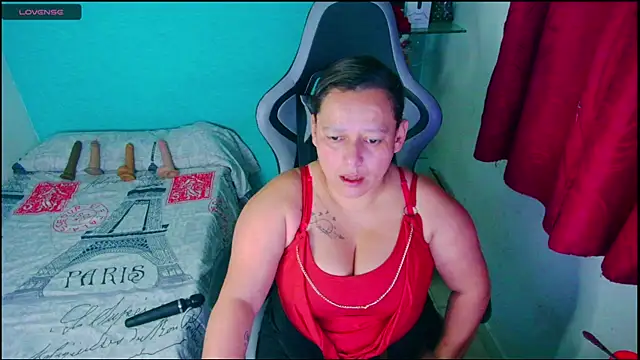 Snapshot of Diana_Lozano chatting on 09.22.25 Diana Lozano online show from 09.22.25