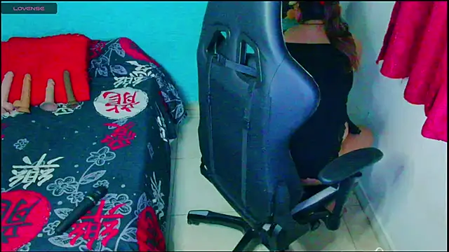 Snapshot of Diana_Lozano chatting on 10.02.25 Diana Lozano online show from 10.02.25