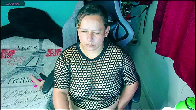 Snapshot of Diana_Lozano chatting on 10.29.25 Diana Lozano online show from 10.29.25