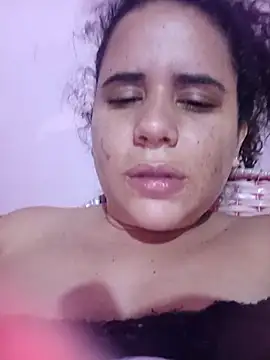 ValeriaSantos- online show from 02.19.25