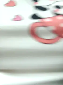 ValeriaSantos- online show from 10.19.25