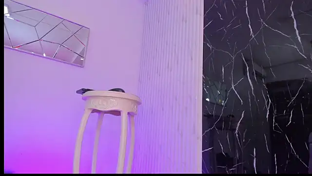 Sophia Cameron online show from 11.30.25