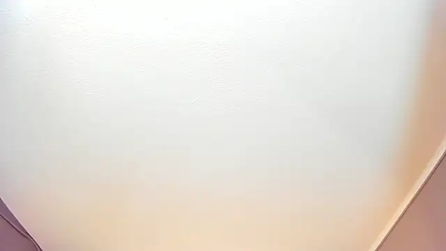 Snapshot of Linda4Petite chatting on 10.01.25 Linda4Petite online show from 10.01.25