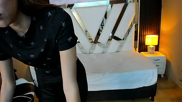 Linda4Petite online show from 02.09.26