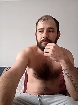 Snapshot of NiiiRvaNaa chatting on 10.18.25 NiiiRvaNaa online show from 10.18.25