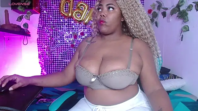 niawk  online show from 10.22.25