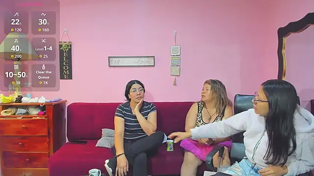 lesbiancuple online show from 11.21.25