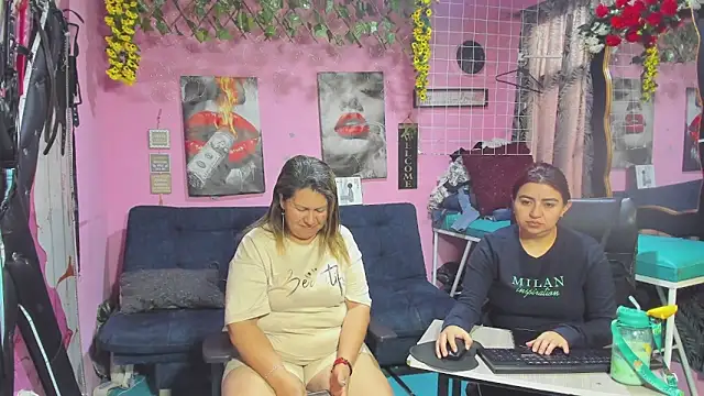 Snapshot of lesbiancuple chatting on 05.28.26 lesbiancuple online show from 05.28.26