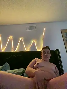 ththotmomma online show from 12.26.24