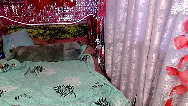 Snapshot of Careys_universe chatting on 03.06.25 Careys universe online show from 03.06.25