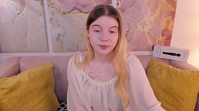 ohmyJuliet online show from 01.17.25