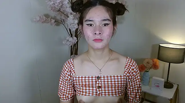 Snapshot of Mimi_Cums chatting on 02.26.25 Mimi Cums online show from 02.26.25