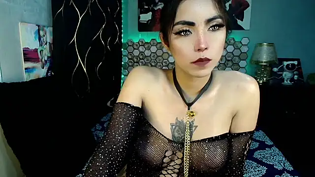 Snapshot of Hot_Metallica69 chatting on 11.02.25 Hot Metallica69 online show from 11.02.25