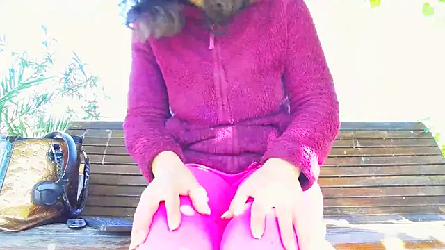 SquirtyMellissaLabia online show from 10.19.25