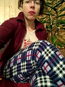 SquirtyMellissaLabia online show from 12.16.25