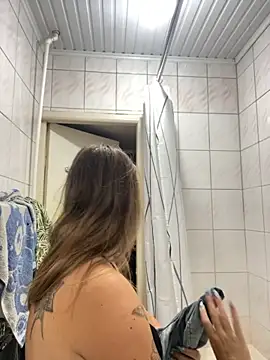 Snapshot of Sandra_SW_ chatting on 10.03.25 Sandra SW online show from 10.03.25