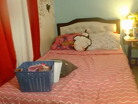 Snapshot of PearlOfAsia21 chatting on 02.08.25 PearlOfAsia21 online show from 02.08.25