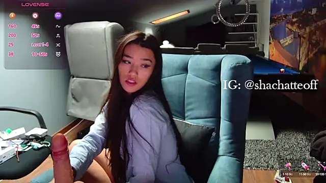 Snapshot of shachatteof chatting on 09.28.25 shachatteof online show from 09.28.25