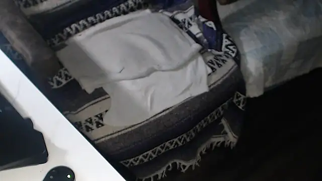 QueenDenizeAndTheCaptain online show from 10.22.25