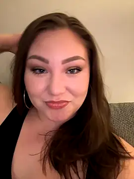 RosieDixx online show from 11.25.25