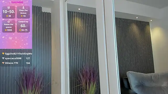 Snapshot of kimbrownn chatting on 02.24.25 kimbrownn online show from 02.24.25