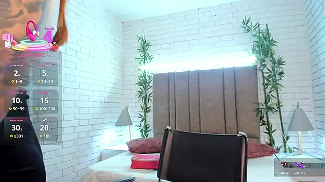 Snapshot of kimbrownn chatting on 03.10.25 kimbrownn online show from 03.10.25