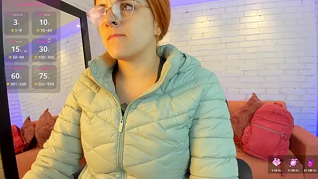 Snapshot of kimbrownn chatting on 09.23.25 kimbrownn online show from 09.23.25