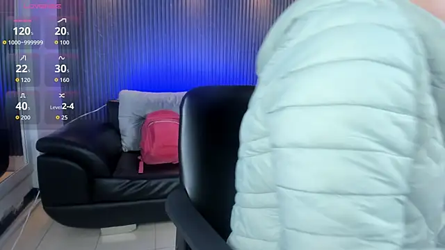 Snapshot of kimbrownn chatting on 09.30.25 kimbrownn online show from 09.30.25