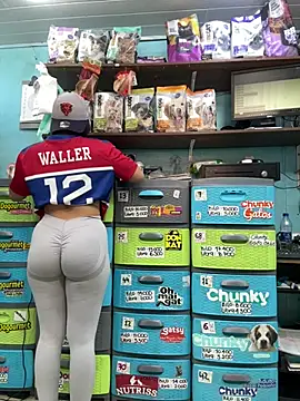 Snapshot of sophie_cute66 chatting on 01.17.26 sophie cute66 online show from 01.17.26