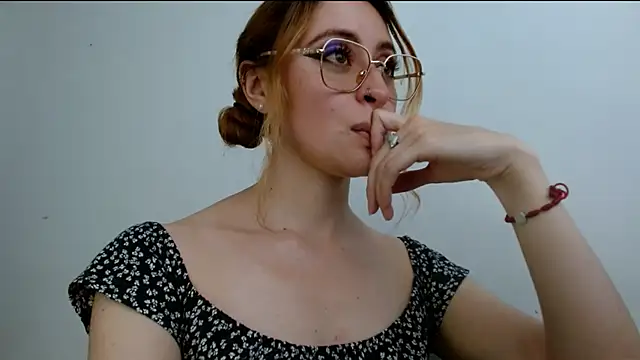 Juls winter  online show from 06.02.26
