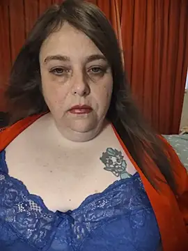 HouseWifeWhore Milf online show from 07.03.26