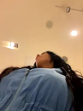 Snapshot of CrazzyChicks chatting on 09.20.25 CrazzyChicks online show from 09.20.25