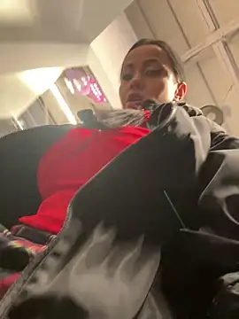 Snapshot of CrazzyChicks chatting on 10.26.25 CrazzyChicks online show from 10.26.25