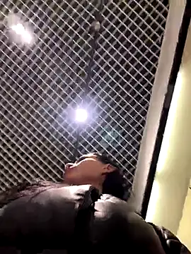 Snapshot of CrazzyChicks chatting on 11.05.25 CrazzyChicks online show from 11.05.25